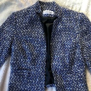 Calvin Klein Cropped Tweed Blazer | Size 4